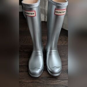 NWT Girls size 1 Hunter Boots